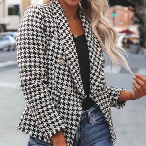 VICI Black & White Shimmer Houndstooth Blazer